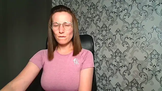 XXX chat uživo modela Kelly_Kisss