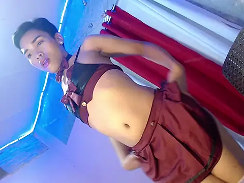 ur_hottestfemboy 在線直播表演