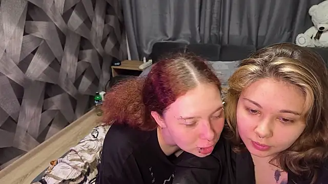 LunarCouple_ Live XXX-chat