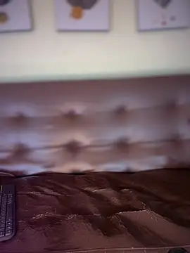 MaverickGrey's Live XXX Chat