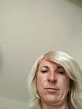 AhlyssaLove1155n Live XXX chat