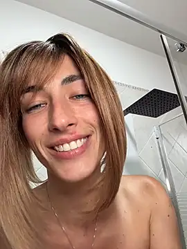 SugarLily24のライブXXXチャット