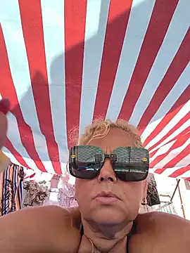 Lakyladyn Webbikameraesitys