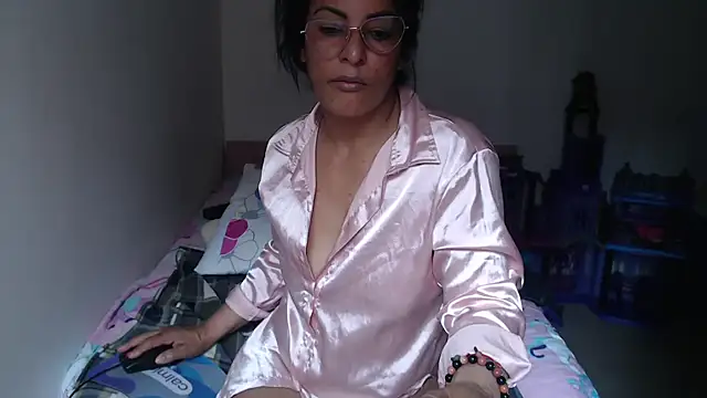 kateleyagreyn Webbikameraesitys