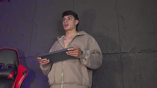 دردشة joseph_boy الجنسية المباشرة