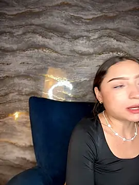 Chat +18 de Mia_Luxor ao vivo