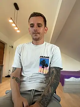 Huge_cock22cm – webcam-show