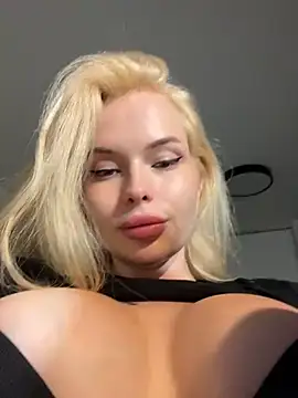 Vladamais' Live XXX Chat