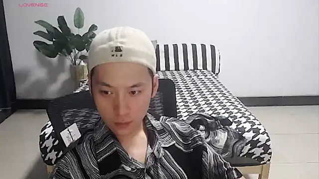 yichen008 即時 XXX 聊天