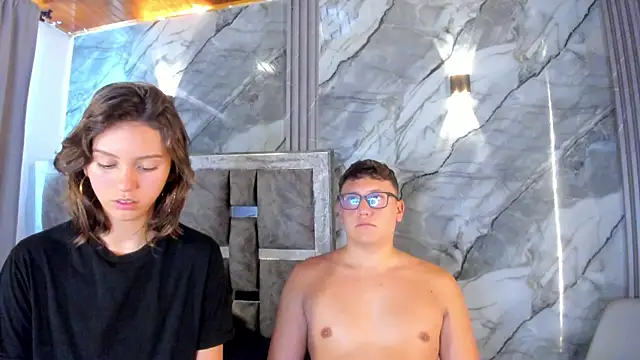 Manson_and_Zoe's Live XXX Chat