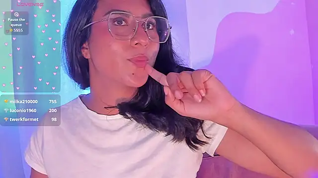 XXX chat uživo modela DaraBeckett