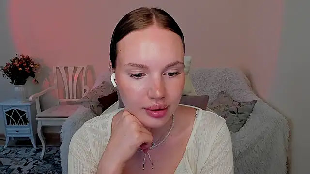 Chat +18 de MishkaMe ao vivo