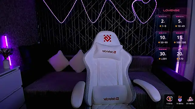KetiMoon Chat XXX in diretta