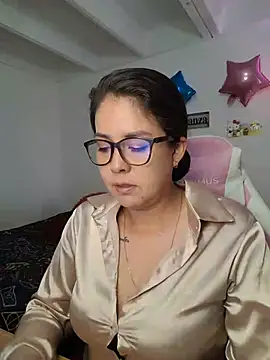 aimee_fordd Adlı Modelin Canlı XXX Sohbeti