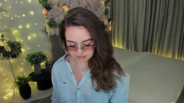 MiracleCurly Live XXX-chat