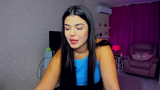 AlluringAriel Chat XXX in diretta