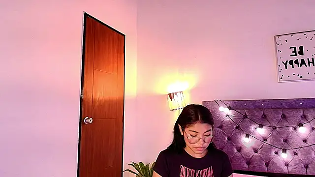 Ari_stone live XXX chat