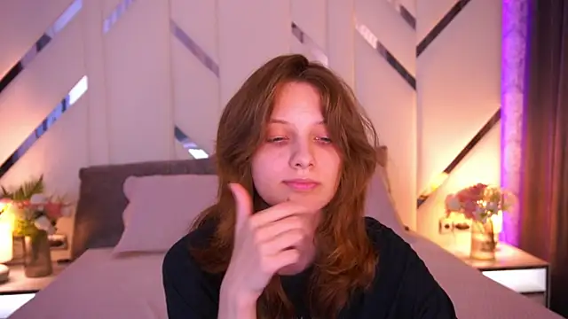 CuteeFoxy Chat XXX in diretta