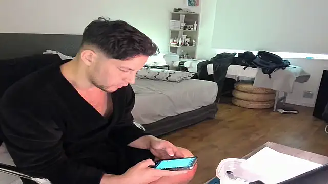 mr_almo's Webcam Show