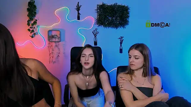 lisa_dark_ – Kamerová šou