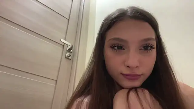 CaraMalpica's Webcam Show