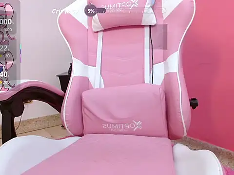 Chat +18 de petitecherry_ ao vivo