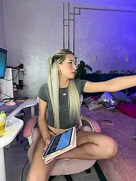 WhiteMinti – Live XXX-chat
