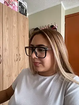 Miabonnett_'s Live XXX Chat