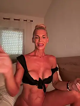 Aria_69 XXX чат на живо