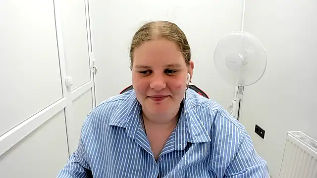 Bella_shyy_のライブXXXチャット