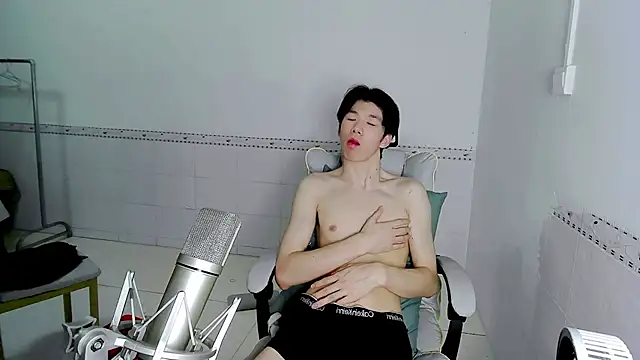 LL-007 Show Webcam