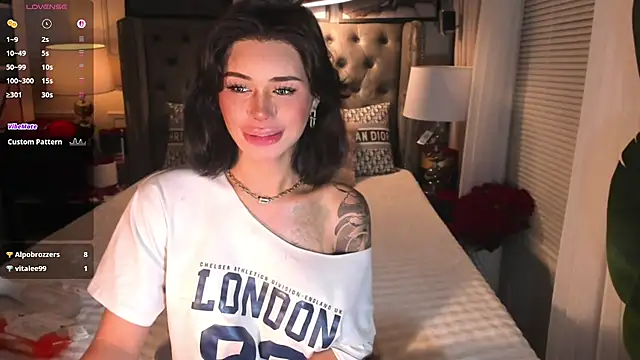 Show modela ParisianDoll na web-kameri