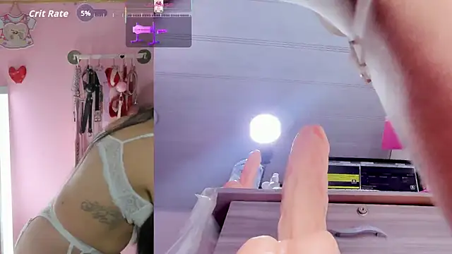 Chat XXX ao vivo de emily_foxxxii