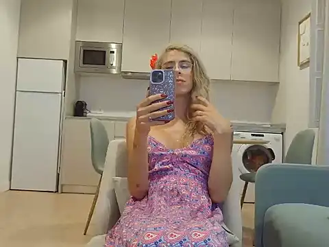 july_fucha's Live XXX Chat