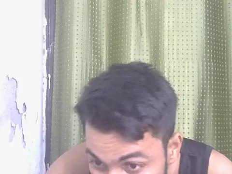 Chat XXX ao vivo de Stubborndesiboy