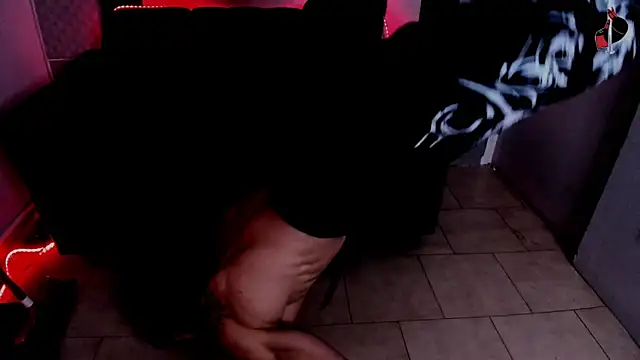Dark_Valentino_ 网络视讯表演