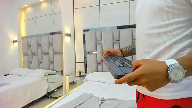Онлайн чат XXX Ruslan_marcel