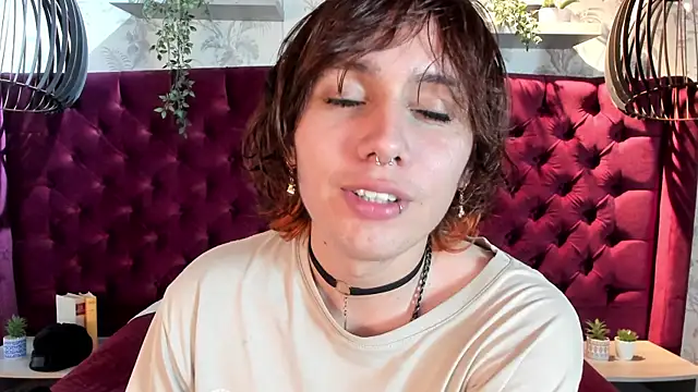 แชท XXX สดของ Brunodeluca_