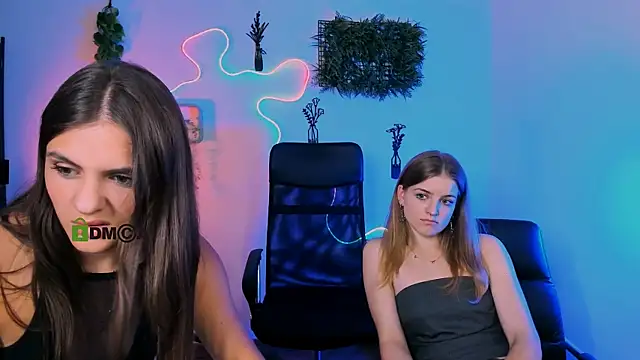 Chat +18 de lisa_dark_ ao vivo