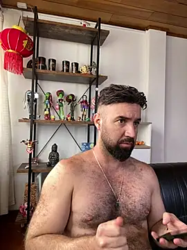 ADONIS_ART01 XXX чат на живо