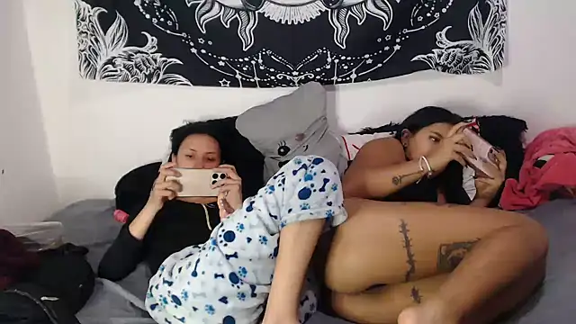 abby_n_emily: вебкам-шоу
