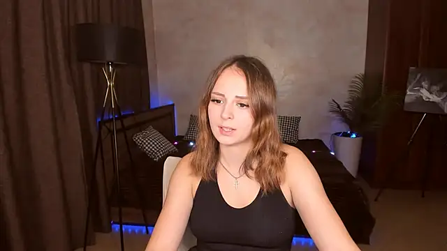 MilanaRaren Live XXX chat