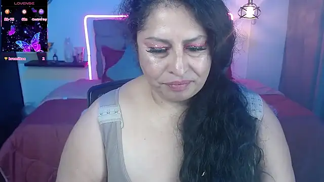Chat XXX en directo de Keyla01_