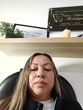 _Dentist-Madisson_04: онлайн-секс-чат