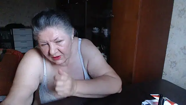 HotLusi Adlı Modelin Canlı XXX Sohbeti