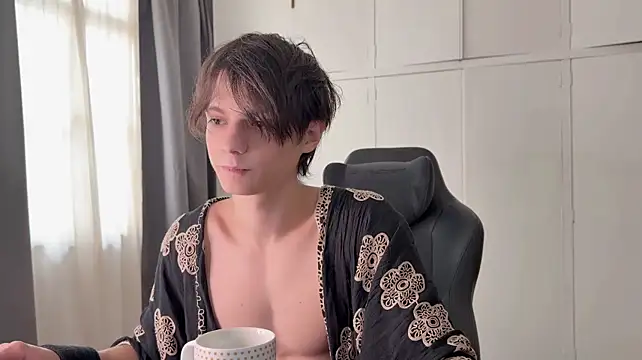 SasukeUhchiaa Webcamshow