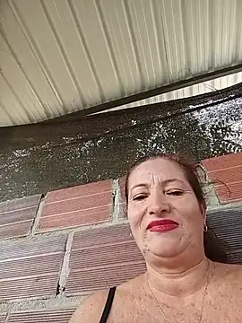 Sexy-Woman-Mature Adlı Modelin Canlı XXX Sohbeti