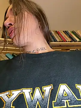 SaintSquirt Chat XXX live
