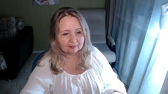 YanaMayer 라이브 XXX 채팅