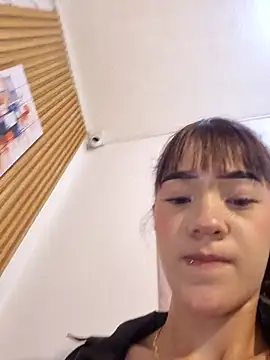 Isabela_VelvetのライブXXXチャット